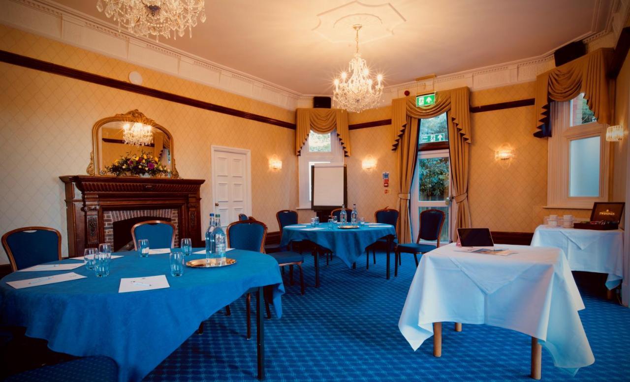 The Birch Hotel Haywards Heath Ngoại thất bức ảnh