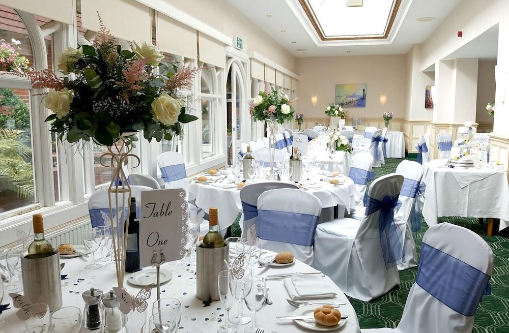 The Birch Hotel Haywards Heath Ngoại thất bức ảnh