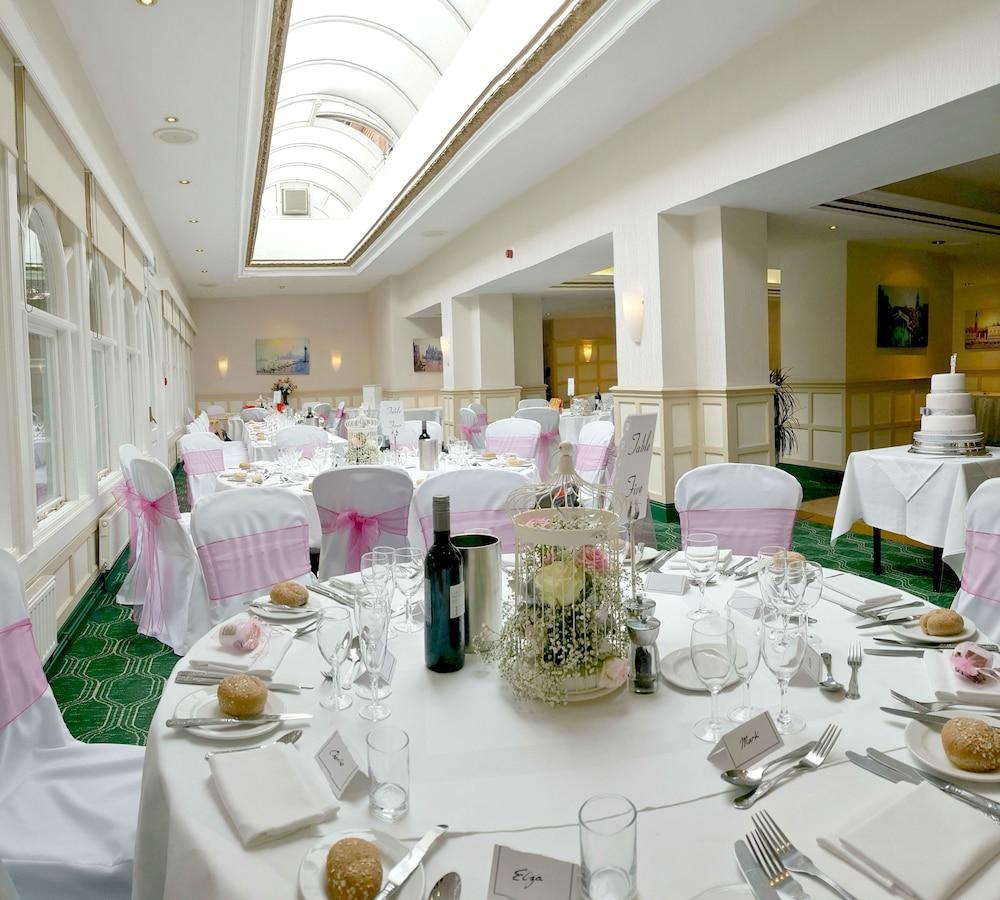 The Birch Hotel Haywards Heath Ngoại thất bức ảnh