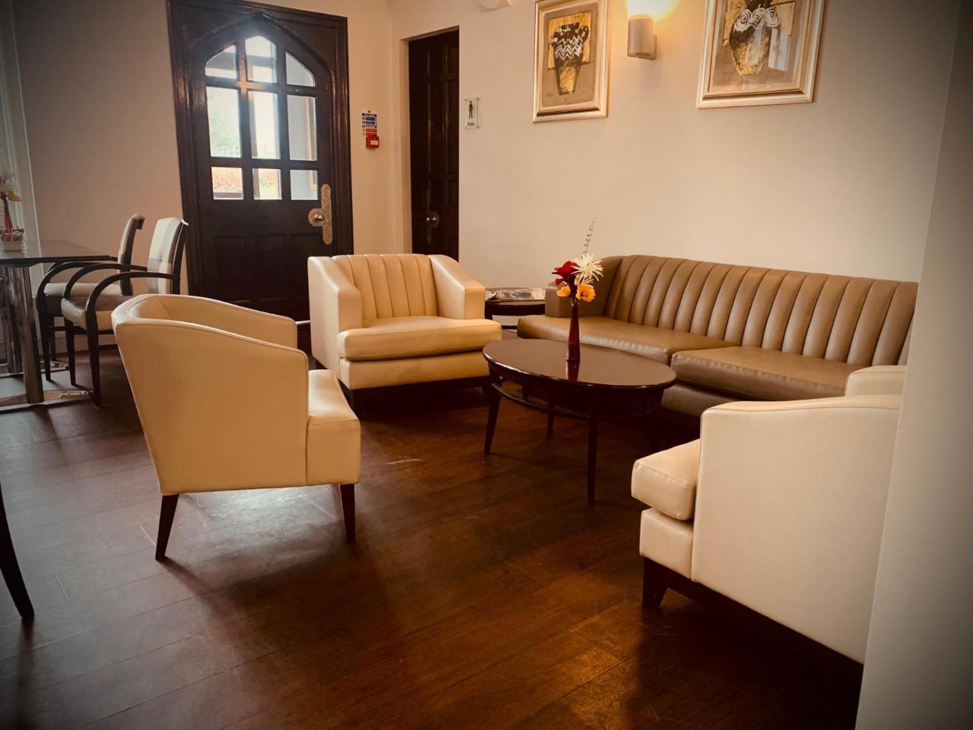 The Birch Hotel Haywards Heath Ngoại thất bức ảnh