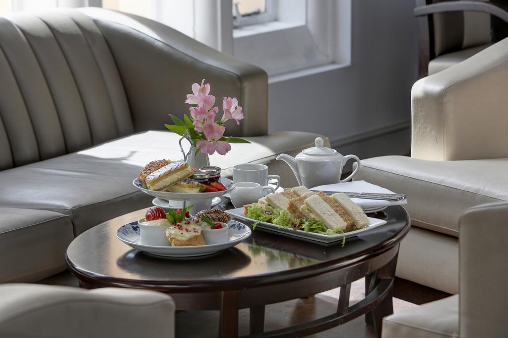 The Birch Hotel Haywards Heath Ngoại thất bức ảnh