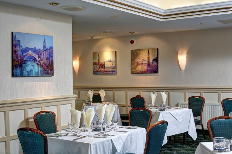 The Birch Hotel Haywards Heath Ngoại thất bức ảnh